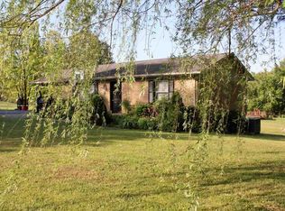 219 Glendale Dr, Cadiz, KY 42211