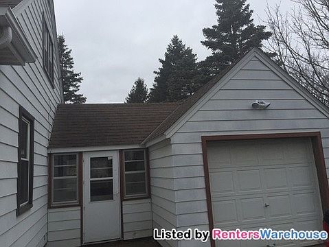 3rd image of 2201 10th Ave S