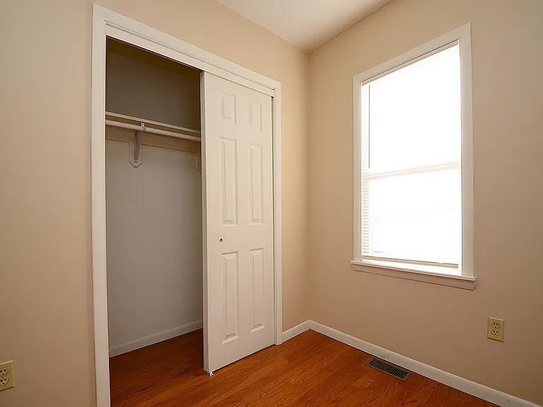 5918 Sahler St — Photo 14