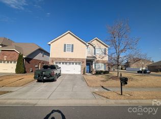 9931 Loughlin Ln, Charlotte, NC 28273