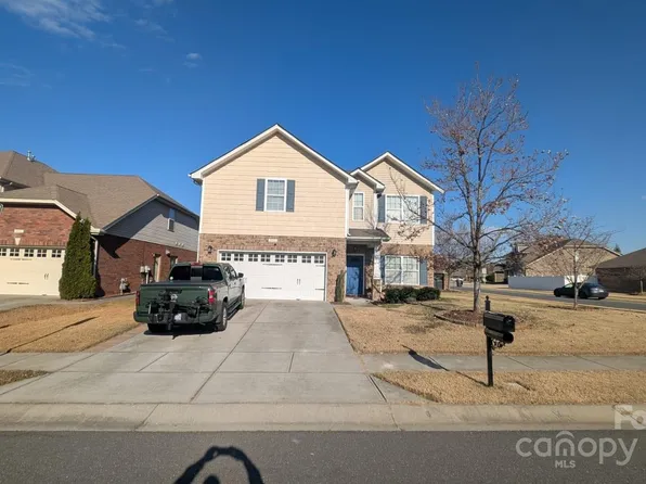 9931 Loughlin Ln, Charlotte, NC 28273
