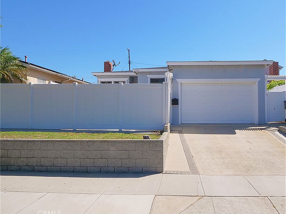 1st image of 22912 Anza Ave