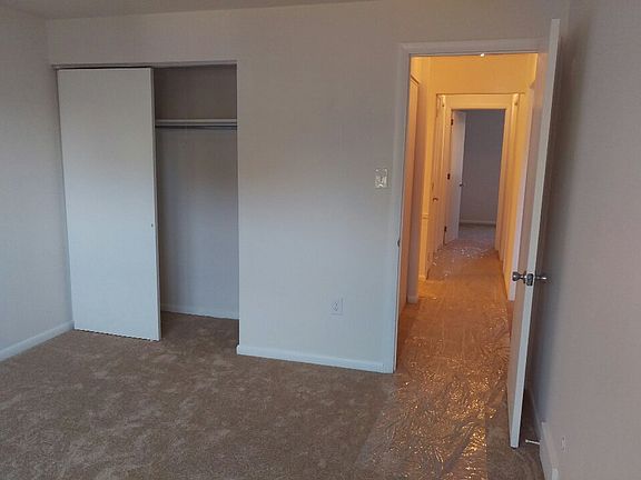 bedroom & hallway 