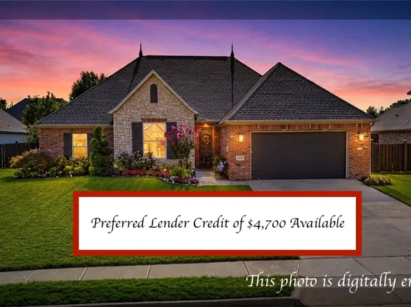 6505 S 36th St, Rogers, AR 72758