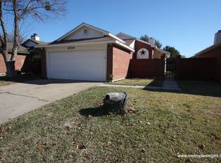 6724 Poppy Dr, Fort Worth, TX 76137