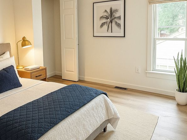 3 Emmett St APT 1