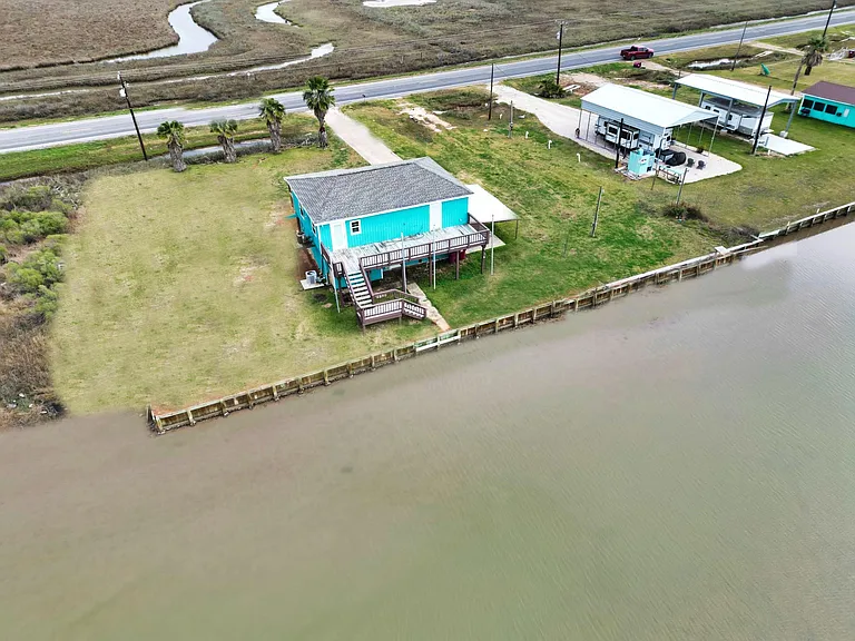26314 FM 457 — Photo 22