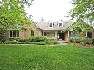 16 Camargo Cyn, Cincinnati, OH 45243