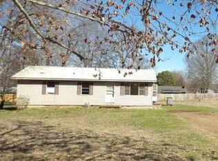 2702 W Commercial St, Ozark, AR 72949