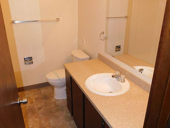 2nd image of 7611 Pacific Ave APT B3
