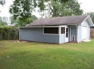 891 Watts Dr, Sumter, SC 29154