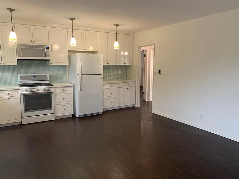 1678 Federal Ave #3 — Photo 11
