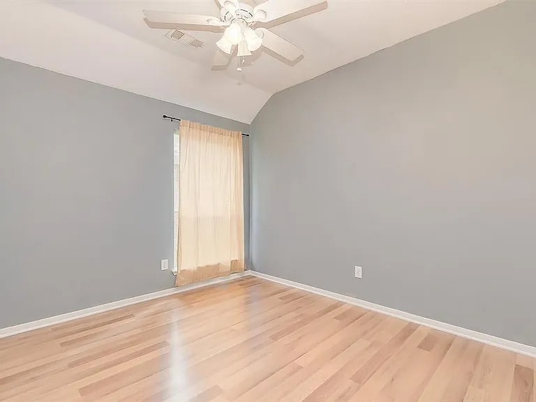 3026 Silver Spring Trl — Photo 30