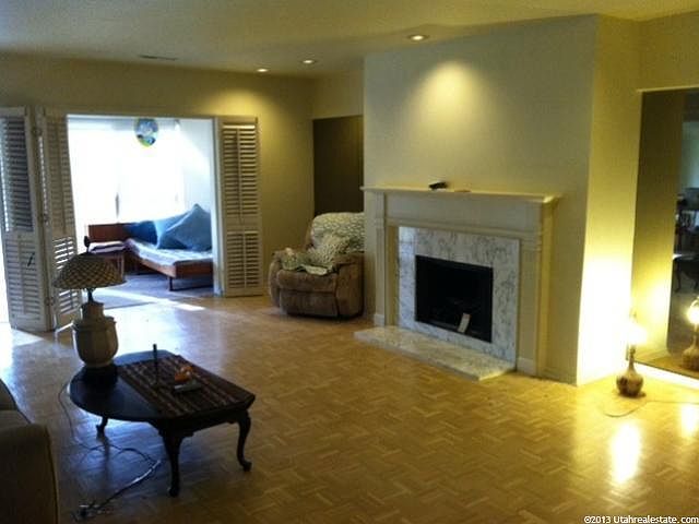 2nd image of 2550 S Elizabeth St APT 3