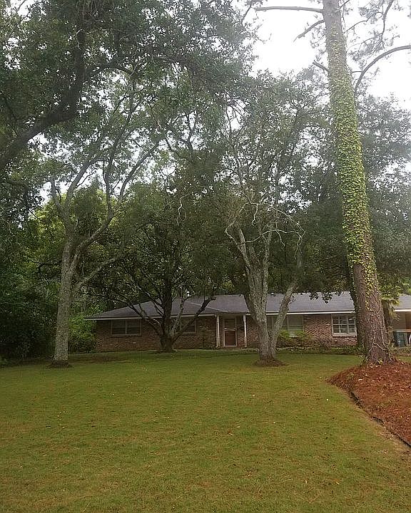 1st image of 2612 Essex Pl