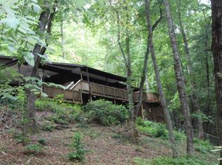 8 Old Printers Way, Franklin, NC 28734