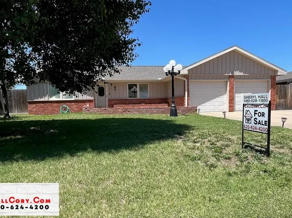 1909 N Calhoun Ave, Liberal, KS 67901