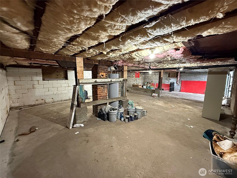 3rd image of 2815 S D Street