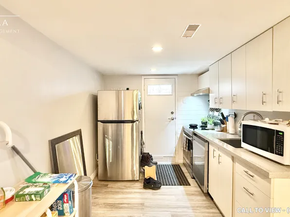 133 Marchington Cir #2, Toronto, ON M1R 3M9