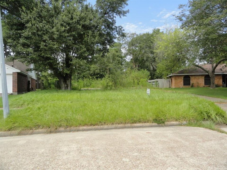 1st image of 19811 Lions Gate Ct