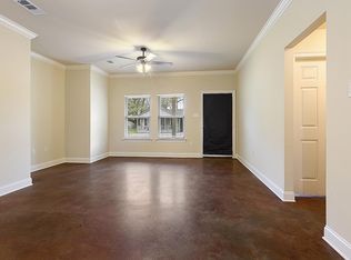 312 N Marchand Ave, Gonzales, LA 70737