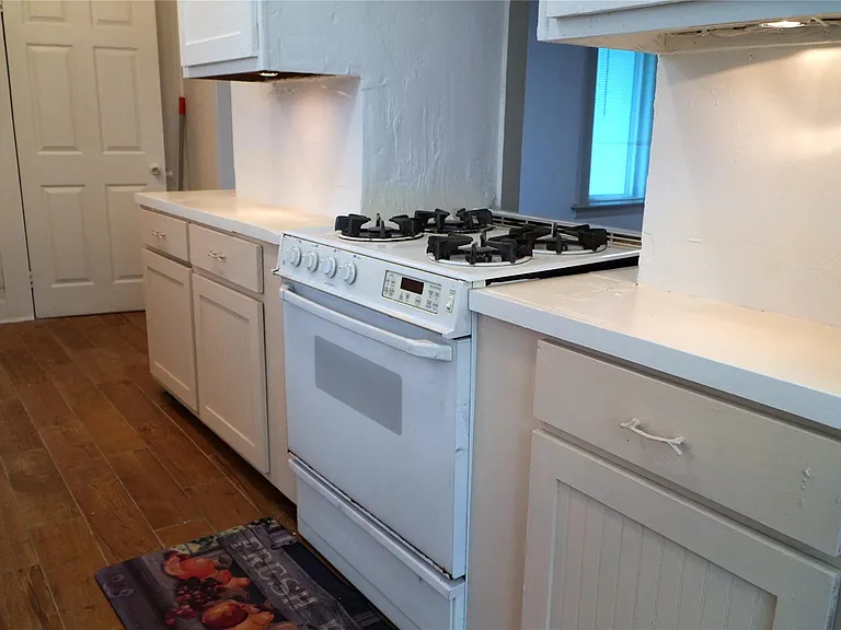 24206 Longenbaugh Rd — Photo 15