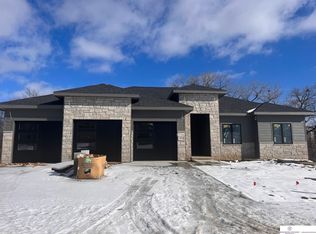 2621 N 188th St, Elkhorn, NE 68022