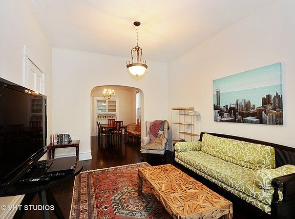 5th image of 3723 N Marshfield Ave #2