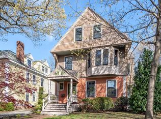 67 Hammond St, Cambridge, MA 02138