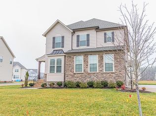 11921 James Overlook Cir, Chester, VA 23836