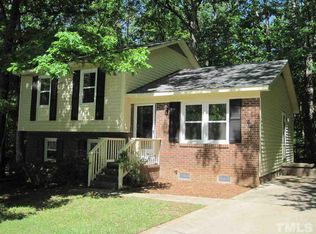 7921 Castlelake Ct, Raleigh, NC 27615