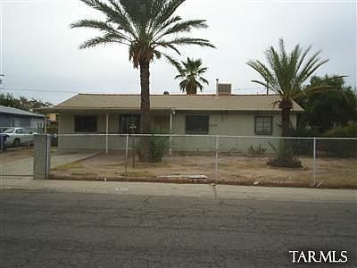 1st image of 633 W Calle Lerdo