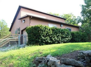 44 Nine Center Ct, Reeds Spring, MO 65737