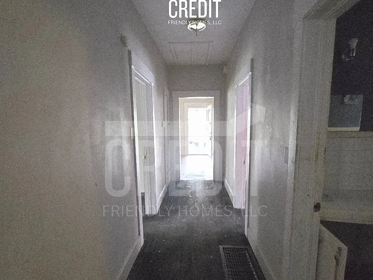 1515 45th St — Photo 6