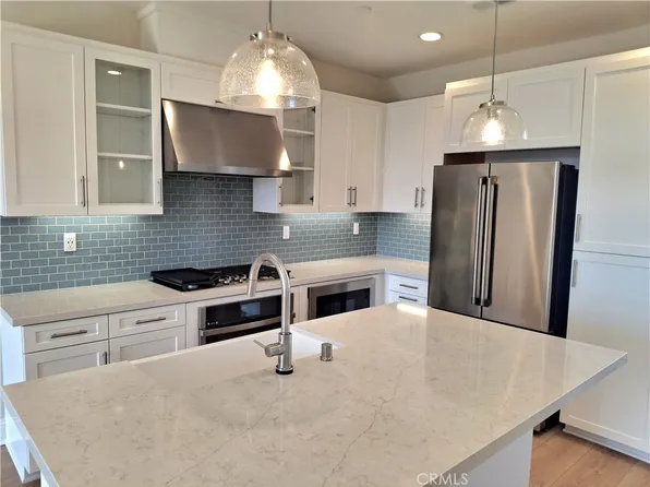 3555 Via Nido, Carlsbad, CA 92009