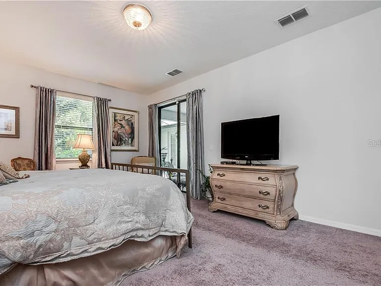 240 Volterra Way — Photo 9