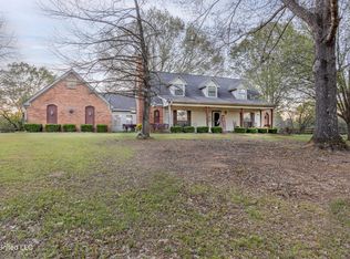 12857 Midway Rd, Raymond, MS 39154