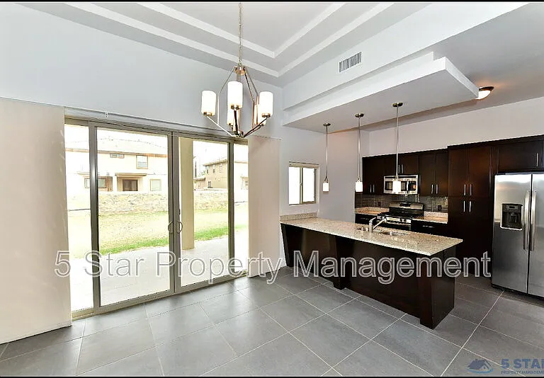 5973 Cartagena Cir — Photo 8