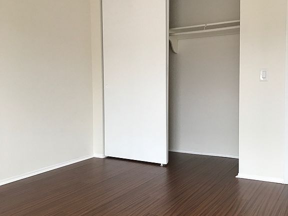 2nd image of 756 N Inglewood Ave APT 15
