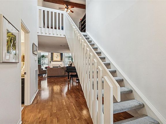 3rd image of 640 Tete Lours Dr APT 18