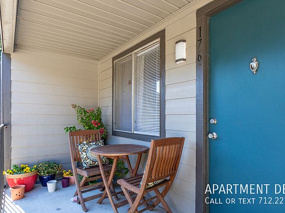 5th image of 3346 E Walnut St #4105