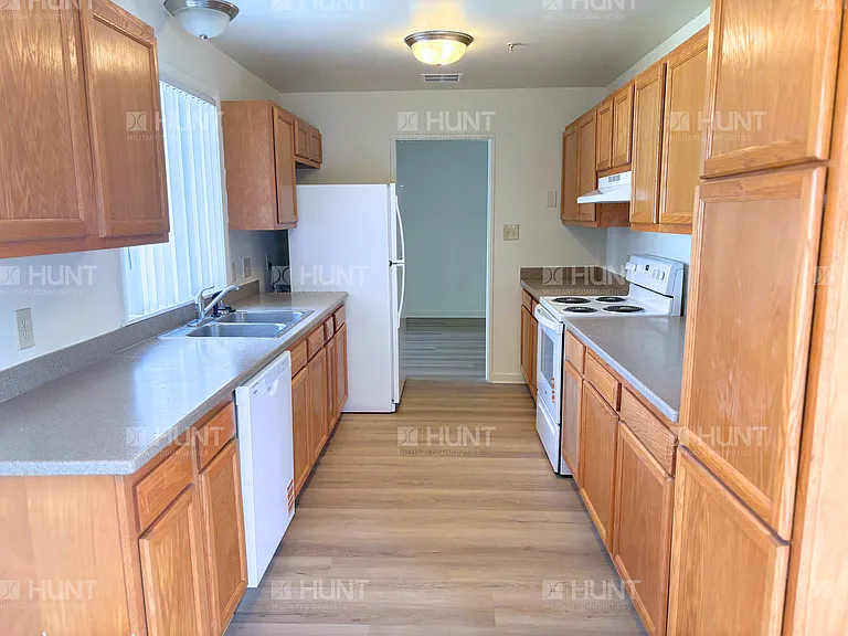 4 Adams Dr — Photo 6