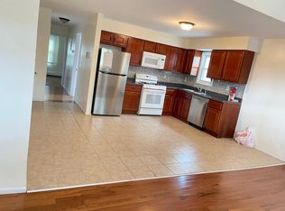 22 Troy St, Jersey City, NJ 07307