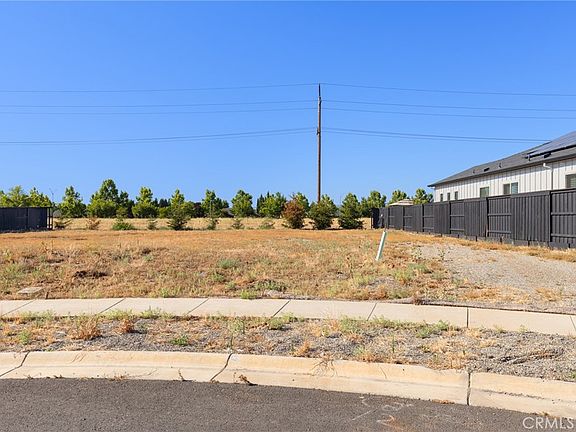 3rd image of 11 Harkness Ct Lot 2