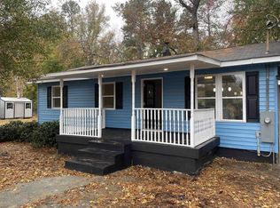 599 Hl Locklear Rd, Pembroke, NC 28372