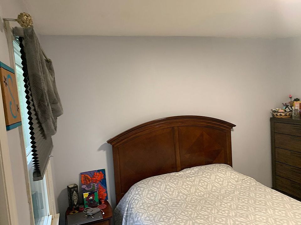 2nd image of 86 Buttonwood Dr
