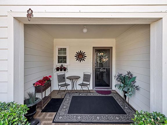2nd image of 3916 Fernando Dr