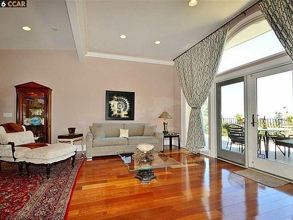 3rd image of 7285 Snake Rd