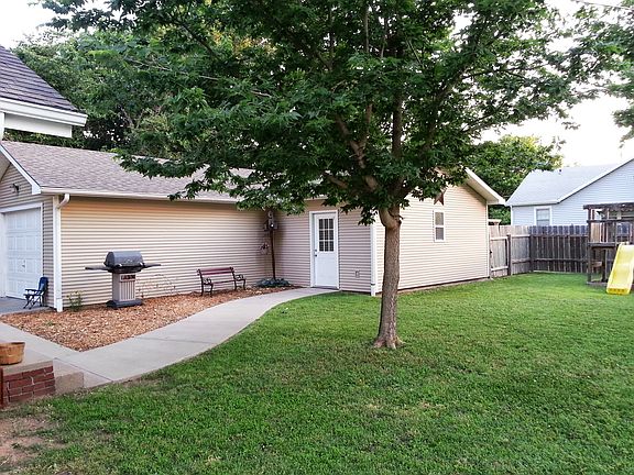 backyard garage