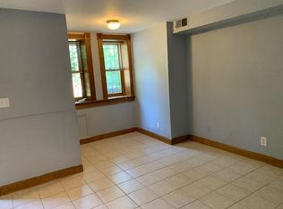 211 8th St NE #1, Washington, DC 20002